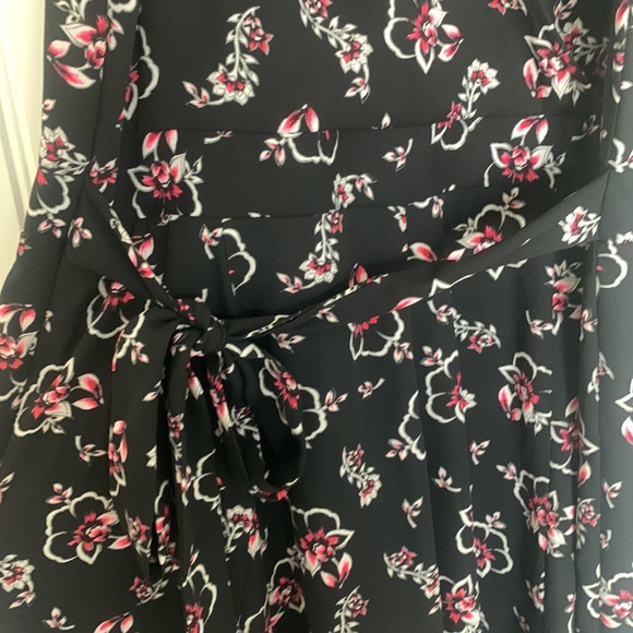 Express floral romper skort - Picture 3 of 4